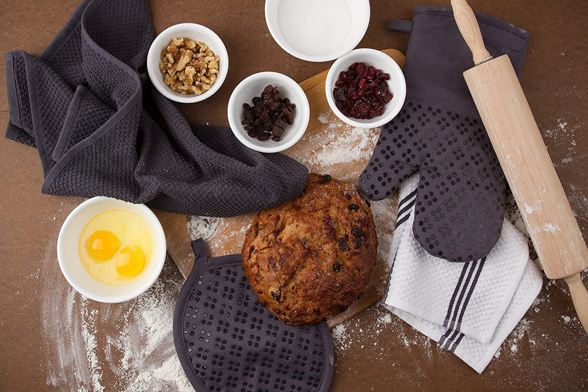 Sticky Toffee Silicone Printed Oven Mitt & Pot Holder, Cotton Terry Kitchen Dish Towel & Dishcloth, 9 Piece Set