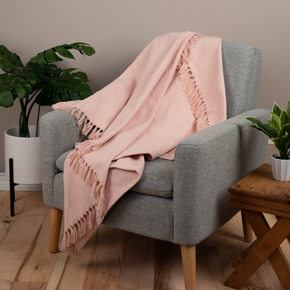 Sticky Toffee Woven Cotton Slub Throw Blanket with Fringe, 50" x 60"