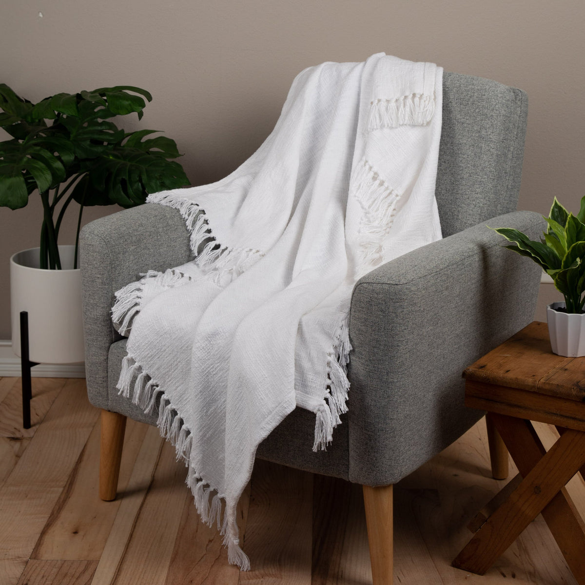 Sticky Toffee Woven Cotton Slub Throw Blanket with Fringe, 50" x 60"