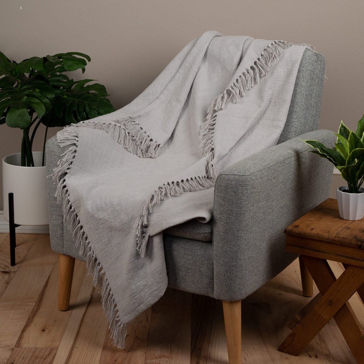 Sticky Toffee Woven Cotton Slub Throw Blanket with Fringe, 50" x 60"
